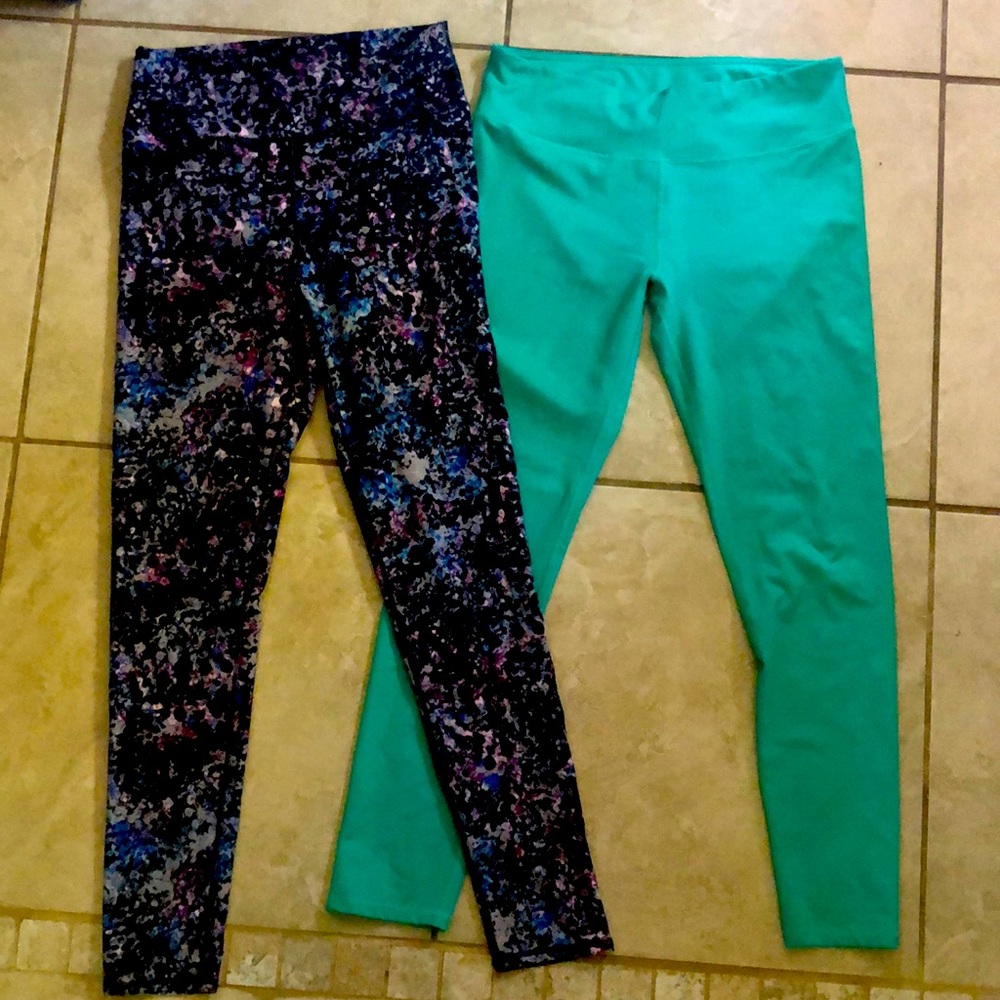 Fabletics leggings (2 pair bundle)
